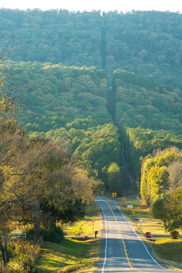 Villa Nebo'S Foot, Hiking And Biking Escape With Game Shed Dardanelle Esterno foto